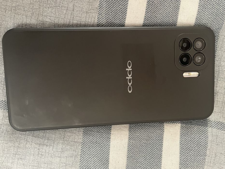 Продам Oppo reno 4 lite