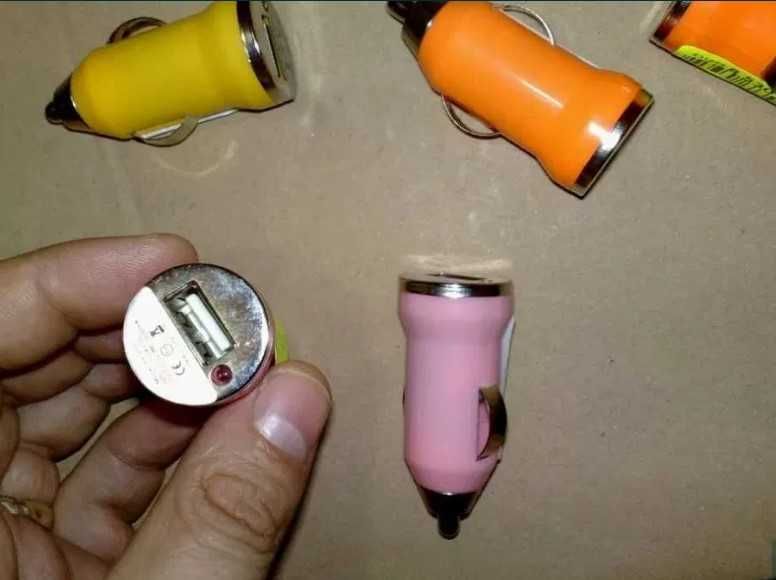 Lichidare stoc - 5 x Incarcator bricheta auto pentru telefon , tableta