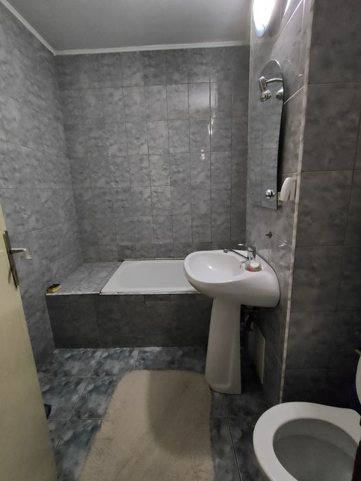 Apartament 3 camere, decomandat, Gavana 3