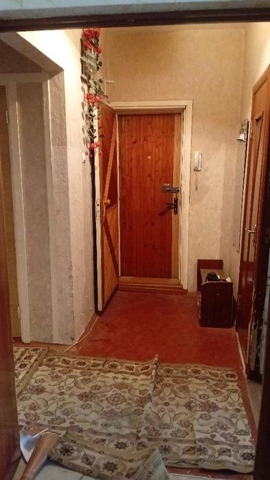 Продам 3х ком. кв. в 9мкр дом 52а