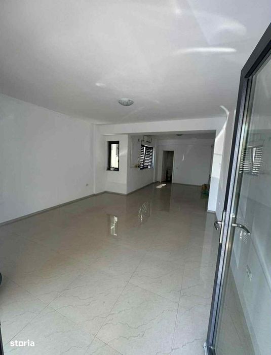 Spatiu comercial Mamaia Nord,50m de plaja