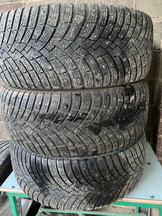 Шины в хорошем состоянии.