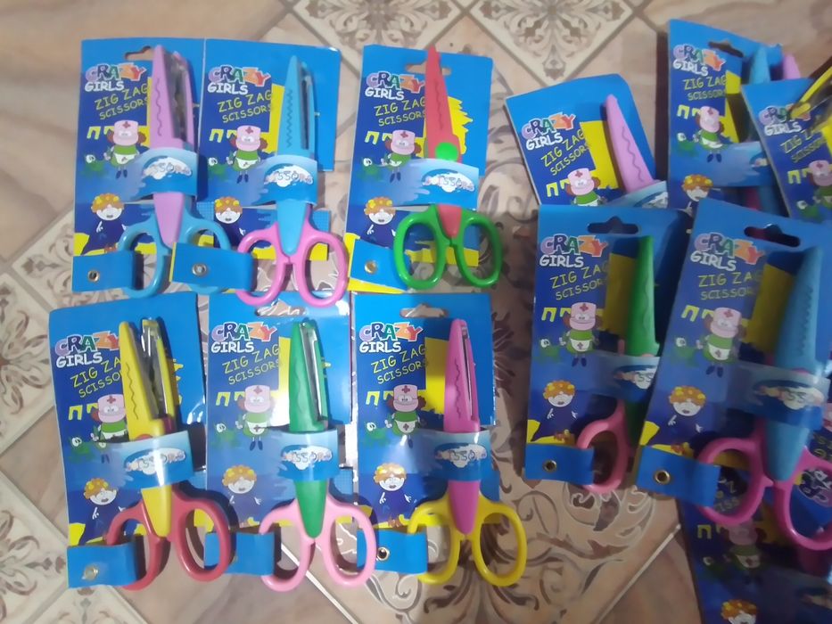 Ножница разный узор