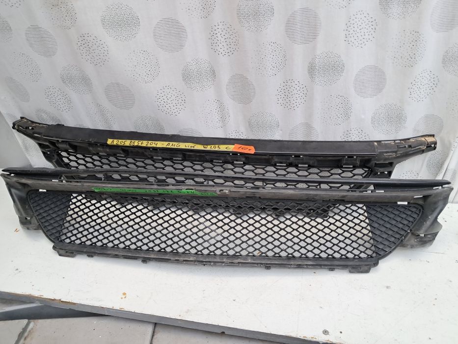 Грил решетка предна броня Mercedes W205  W205 AMG