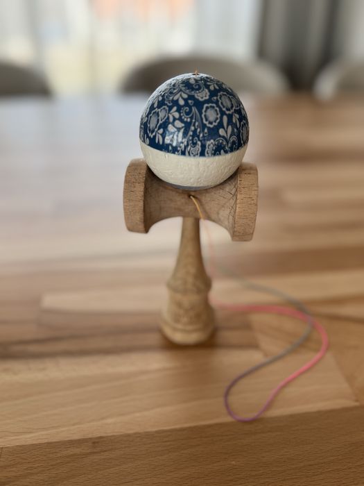 Kendama Lotus Bloom
