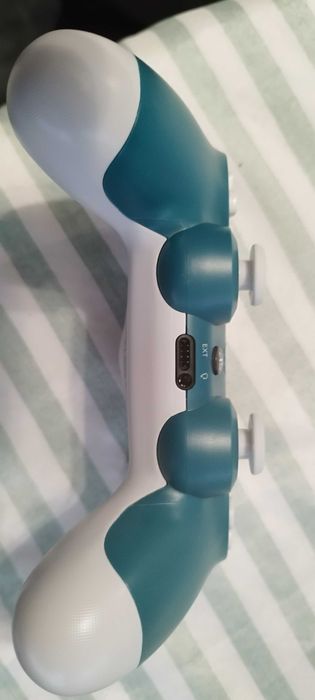 Чисто нов Playstation 4  dualshock 4 joystick джойстик