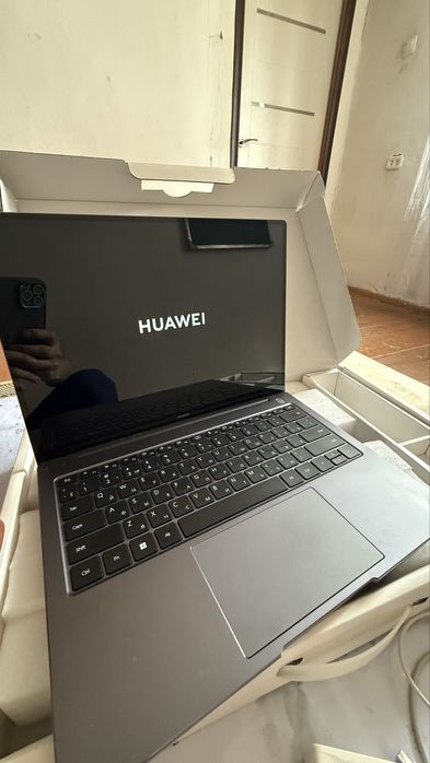 Продам Ноутбук HUAWEI