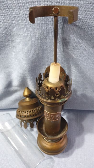 Бронзов писалищен аксесоар и Месингов вагонен аплик