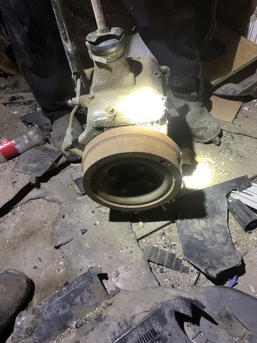 Продам запчасти на газон