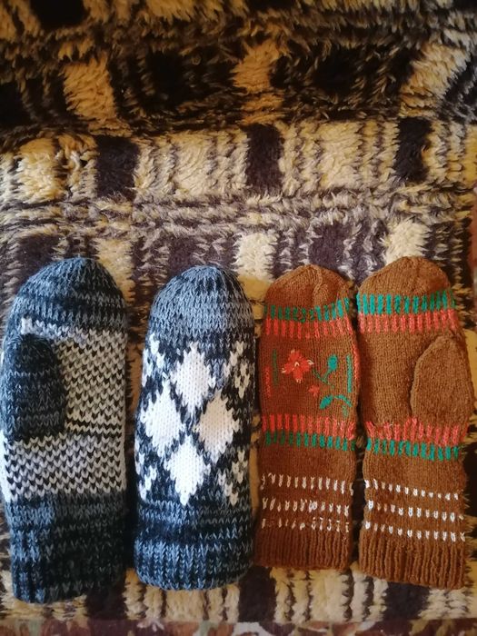 Варежки женские новые