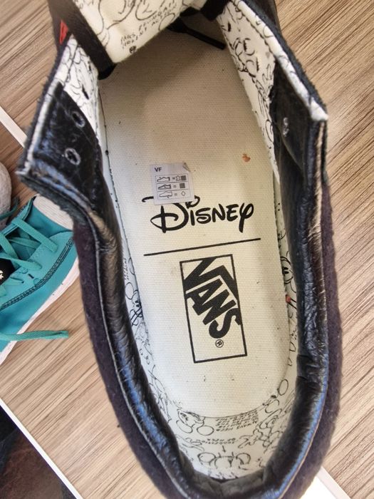 Лимитирани спортни кецове Vans Mickey Moyse