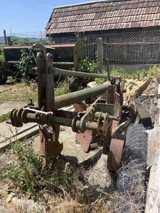 Tractor U650 cu plug