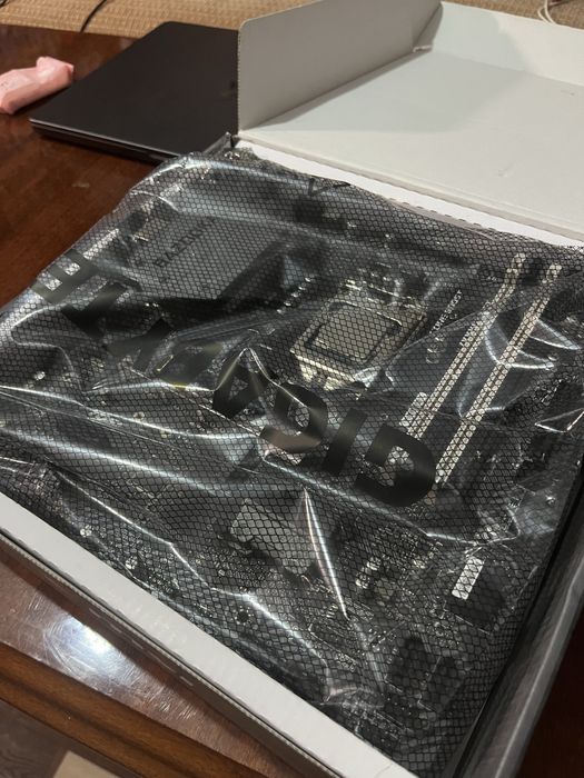 Материнская плата b360m + intel i5 9400f