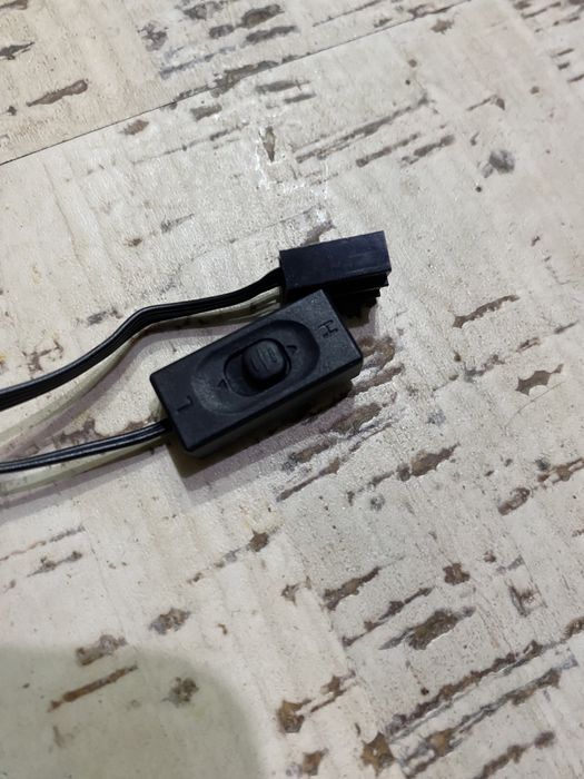 Продам комплект из 3 оригинальных вентиляторов HYPERPC