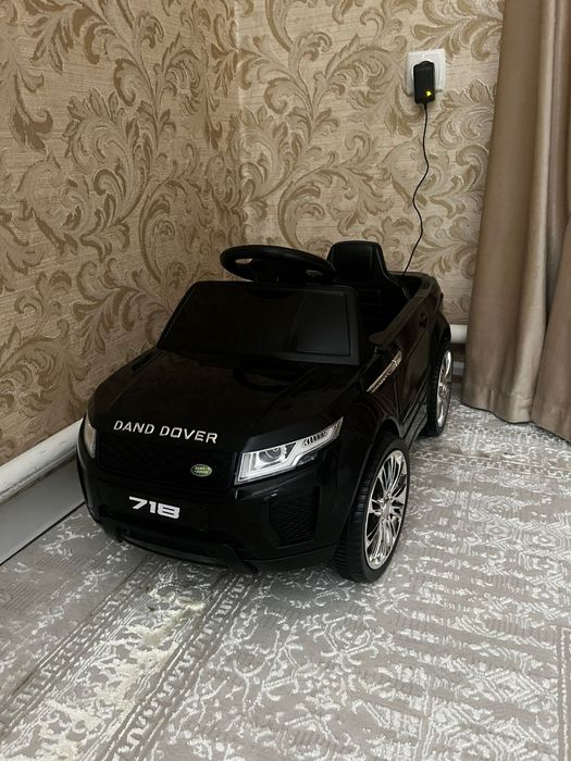 Игрушки электронные автомобили