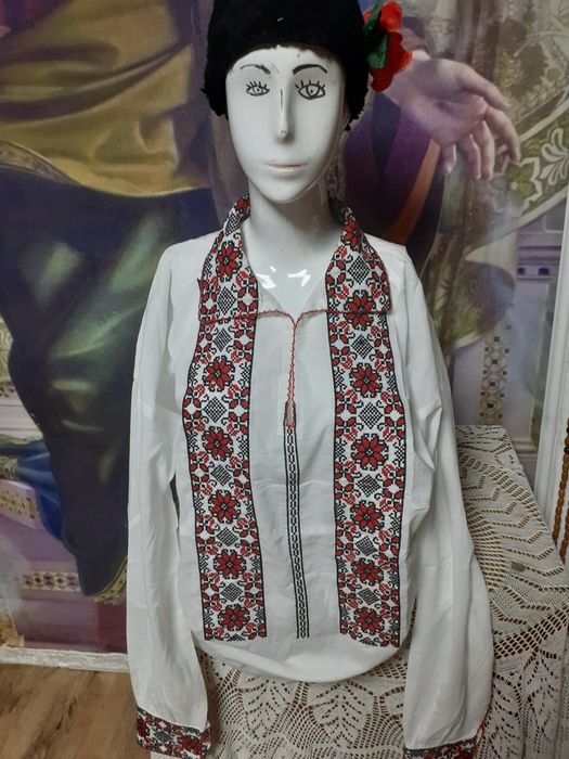 Риза  нашивана  мъжка  Риза с потури и..пищови