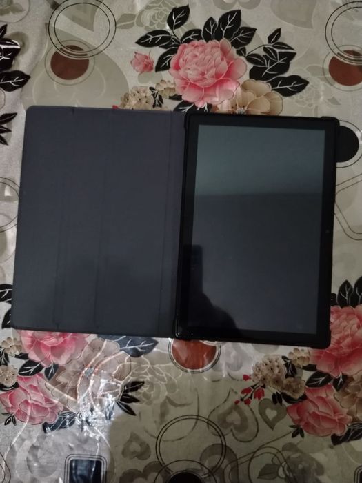 Sotiladi:16 pro max plansheti