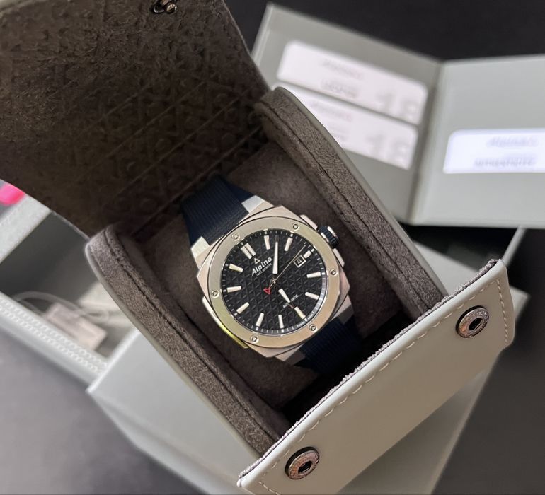 НОВ Alpina Alpiner 200m 41мм AL-525N4AE6 Автомат
