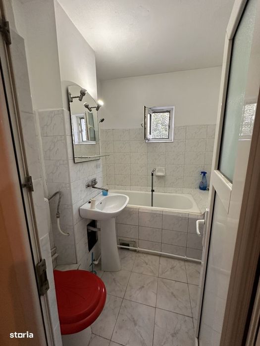 Apartament 2 camere decomandat, et. 3 - Zona Casa Tineretului