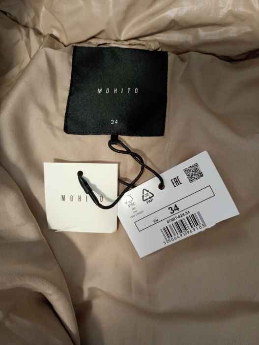 Ново зимно дамско яке MOHITO