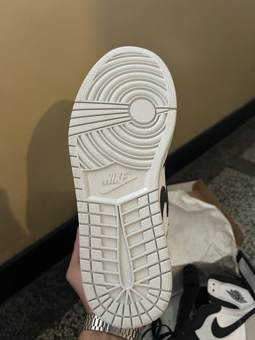 Jordan 1 high grey