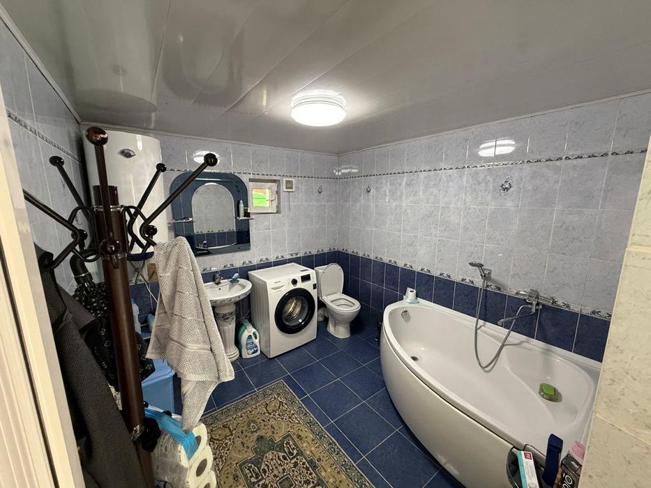 Продам дом с магазинам