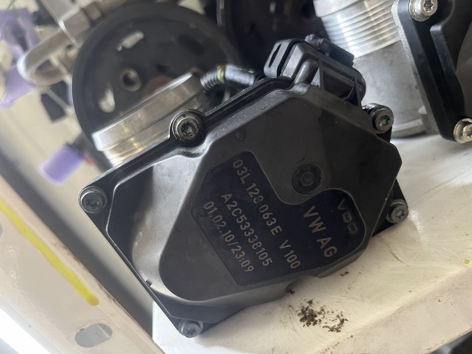 Clapeta acceleratie audi a4 b8 2.0d caga caha cagb cag
