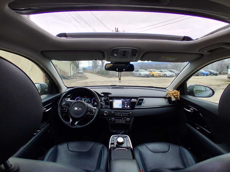 KIA NIRO ELECTRIC baterie 100%, piele, trapa