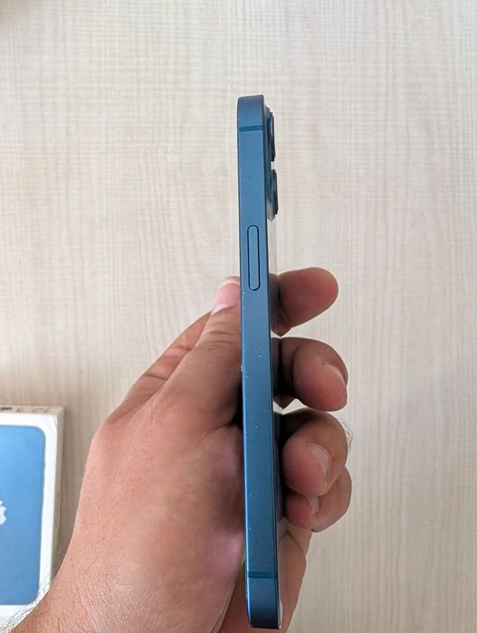 Продам айфон 13 на 128