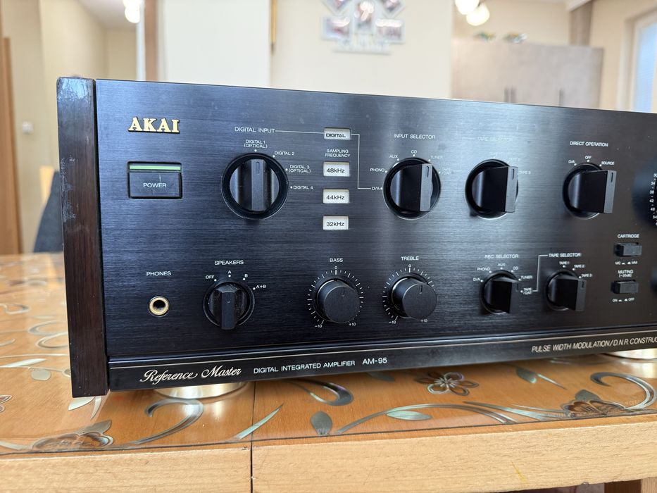TOP Усилвател Akai AM95 Акай АМ-95