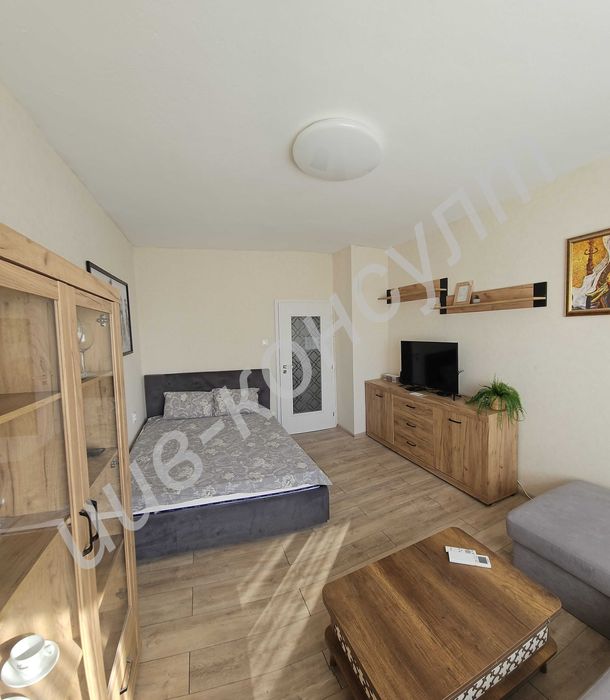 Продава се Тристаен апартамент в Велико Търново, Център - 70 кв.м за 1558 €/кв.м - Снимка #5