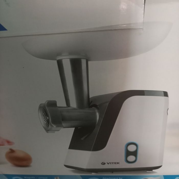 Новый электро мясорубка Витек .