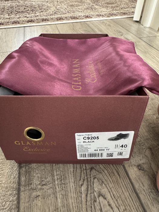 Продается туфли glasman