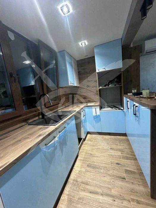 Продава се Тристаен апартамент в София, Света Троица - 68 кв.м за 2175 €/кв.м - Снимка #3