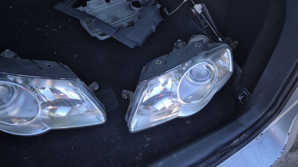 Set faruri Passat b6