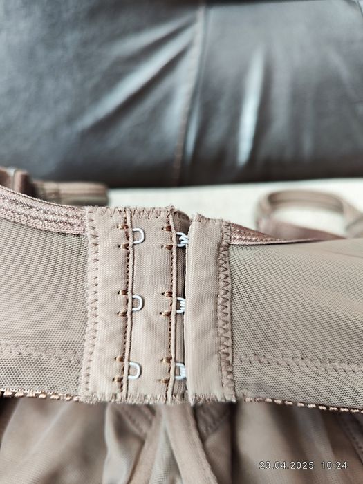 Огромен сутиен - 100J