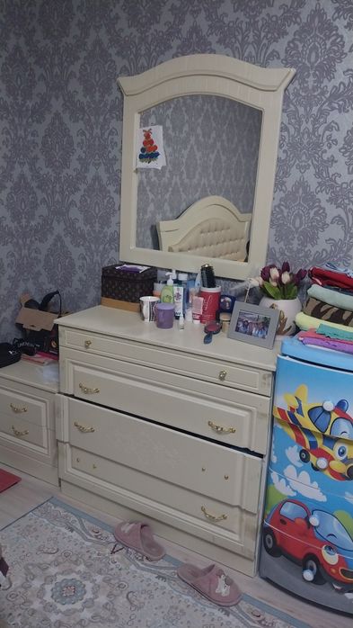 Продается срочно спальний гарнитур