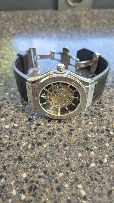 Hublot Skeleton mexanik qo‘l soati

Narxi: 900 000 so‘m

Chiroyli va k