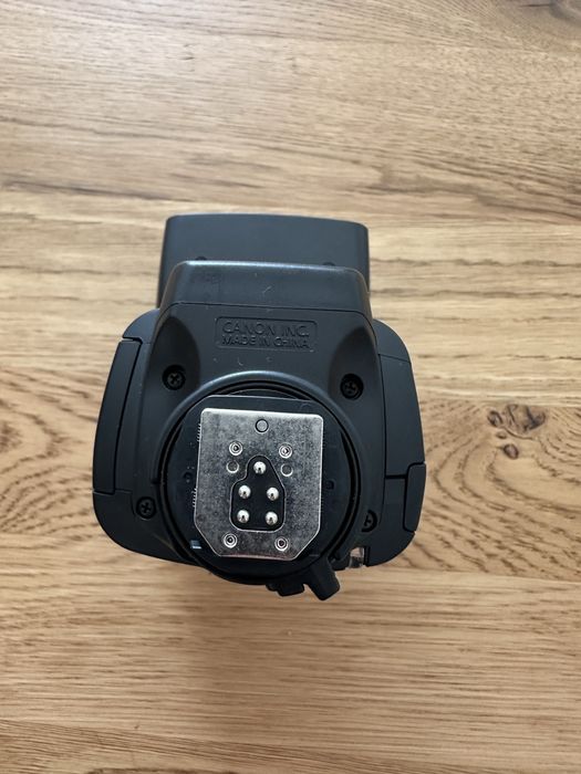 Светкавица Canon Speedlite 430EX II