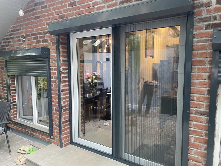 Plase tantari / site fereastra / plase insecte