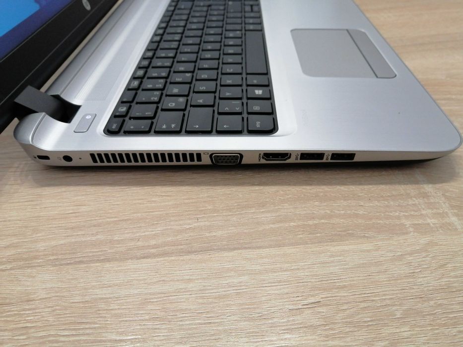 Hp Probook 450 G3 , 15,6 Fhd , i7 6500U , 8 gb ram,  256 Gb ssd
