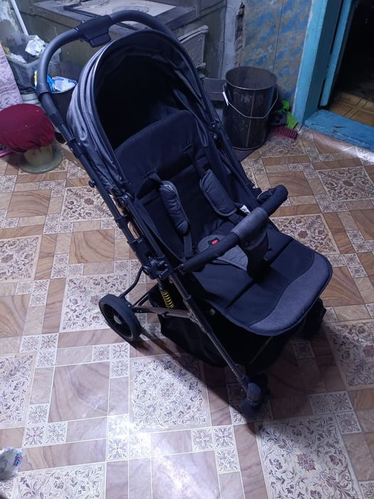 Продам коляску б/у