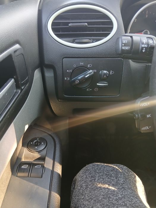 Vând ford focus mk 2