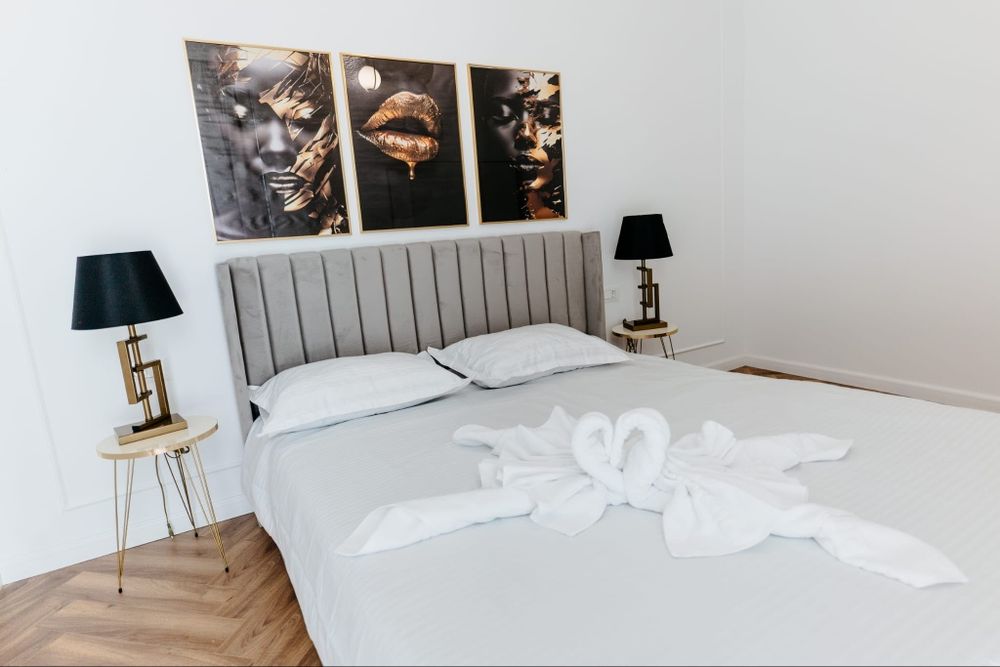 Apartamente Premium & Luxury | 2-8 Persoane | BT Arenă