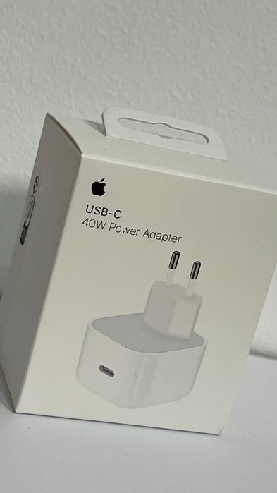  Apple USB-C 40W Power Adapter (Dynamic 60W Max)