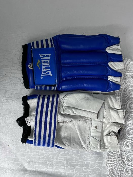 Шлем и экипировка для карате