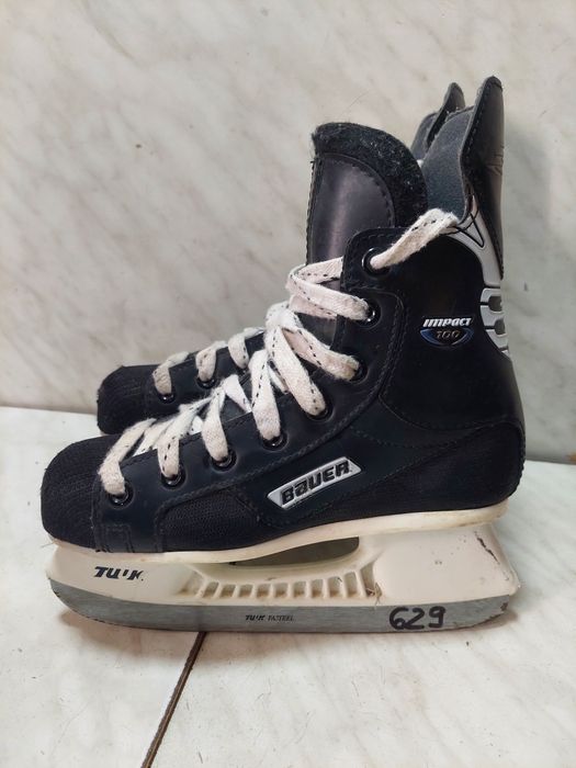 Patine 629 hochei hochey Bauer Impact 100  marime 35  ( 22 cm)