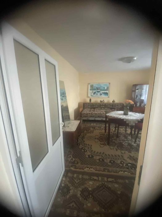 Casa de vanzare in satul Buznea