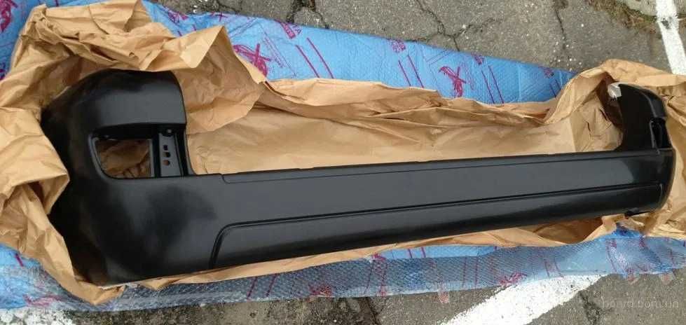 Бампер задный Тойота Прадо 120 / 2003- /Toyota LCR Prado 120 / 2009г