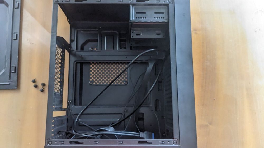 Корпус для ПК ATX